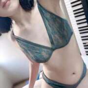 ヒメ日記 2025/12/10 18:42 投稿 なおみ C.C.CATS