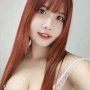 ももいろ 出勤してま〜す☀️☀️ 私のブラジャーどこいった？