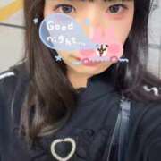 めめ 沢山ぎゅっ、しよ？🐰 E+アイドルスクール品川店