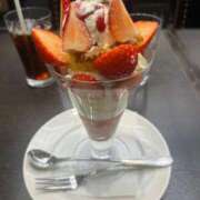 まゆり おはよ🍓 完全密室 無抵抗