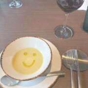 しおり◇Iカップ美人女子大生◇ にこにこ H-ash（アッシュ）