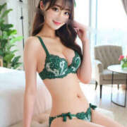 ヒメ日記 2025/11/12 04:08 投稿 手塚まき 全裸妻NTRサークル