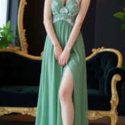 ヒメ日記 2025/10/21 04:51 投稿 本城るり 全裸妻NTRサークル