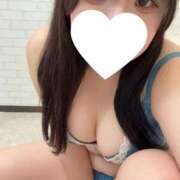 ヒメ日記 2025/12/26 15:49 投稿 もか 白い巨乳