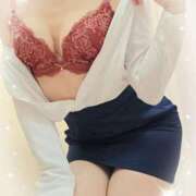 ヒメ日記 2025/12/19 11:45 投稿 ひな 横浜人妻セレブリティ（ユメオト）