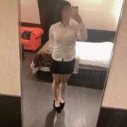 ヒメ日記 2025/11/04 17:26 投稿 葉桐きょうこ 全裸にされた女たちor欲しがり痴漢電車