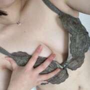 ヒメ日記 2025/11/08 09:55 投稿 葉桐きょうこ 全裸にされた女たちor欲しがり痴漢電車