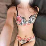 もも 密着🩷 極楽城(ゴクラクジョウ)