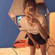 ヒメ日記 2025/09/08 14:43 投稿 安達りん 断りきれない美人マッサージ嬢たち