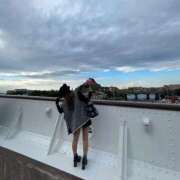 ヒメ日記 2025/10/13 00:02 投稿 安達りん 断りきれない美人マッサージ嬢たち