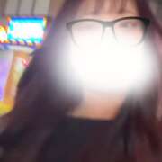 安達りん 🆕りんさん 断りきれない美人マッサージ嬢たち