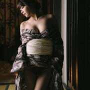 あ　み【巨乳女子】 6日目 Select(セレクト)