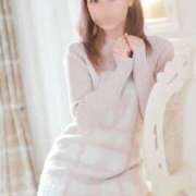 京本はるか 🌸本日の出勤時間変更のお知らせ🌸 皇帝別館（こうていべっかん）