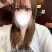 ド素人どM18歳りかちゃん ○○に出して🫣㊙️ ロイヤル　アテンダー
