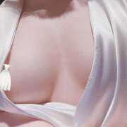 ふじ 出勤中……👗 神田エマニエル