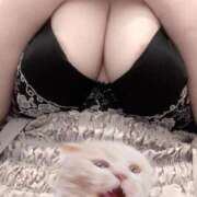 ヒメ日記 2025/08/22 11:42 投稿 ひより 白いぽっちゃりさん