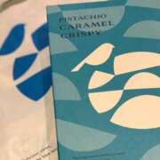 ほなみ 素敵な差入れ🍫🤍 シークレットサービス