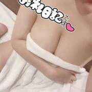 ヒメ日記 2025/11/18 15:27 投稿 湧々　くろみ ノーパンパンスト スケベなOL梅田・兎我野店