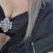 えれな 待ってます❤️ 渋谷くいーんず