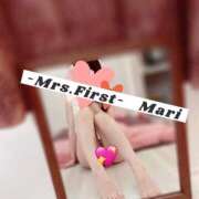 まり ホテルデートしよ♡ ミセス ファースト -お姉さん・若妻専門店-