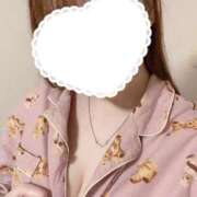 ヒメ日記 2025/12/12 23:29 投稿 ふわり 白い巨乳