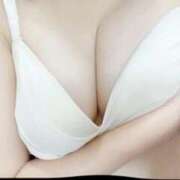 なお♡本日初登校 おっぱい好きのひとー❓ さくらんぼ女学院