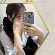 つき 自己紹介(？)🦖 ミルキーラテ