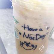 つゆ しゅっきん 🫶🏻🧏🏻‍♀️💗 マーガレット