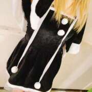 ヒメ日記 2025/12/24 10:06 投稿 つばき 電車ごっこ