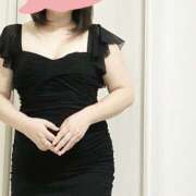 愛川すずね 明日の📝 ワイフの楽園