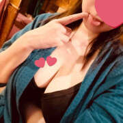 ヒメ日記 2025/11/01 12:13 投稿 ももね もしも素敵な妻が指輪をはずしたら・・・カーラ