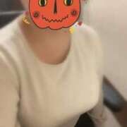 ねる 出勤してます🫶🏻 ぷるるんギャング