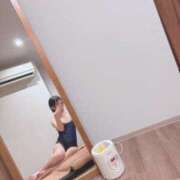 ヒメ日記 2026/08/20 05:24 投稿 うらん プールサイド