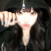 みちる みーちゃんいます👍🏿🖤 町田ギャルの宅急便