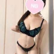 あやみ 出勤情報 しろうと娘　本店