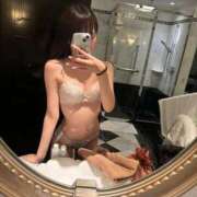 ヒメ日記 2025/10/23 13:02 投稿 紫乃宮みお ウルトラプラチナム