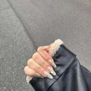 白百合ひな 【白百合ひな】ネイル納得いってない😭 デリス新宿