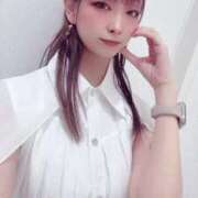 白鳥　ゆあ ムラムラしない？♥ 妄想する女学生たち 梅田校