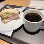 めぐみ おっぱいくりくりされて濡れ濡れ❣️ MOISTLIP