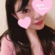 あゆ 雨上がりアスファルト👣 ラブ・アンド・ラブ