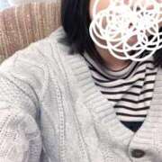 ひろか 出勤してまーす！ オナクラ大人女子