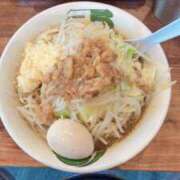 りおな 🌙 深夜前にラーメン欲再発 🍜 オナクラ大人女子