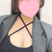 ヒメ日記 2025/10/14 15:09 投稿 しいな 白い巨乳