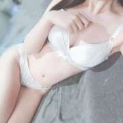 うゆ 入店とお礼🕊︎🤍 The White