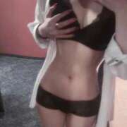 ヒメ日記 2025/12/23 22:17 投稿 れいか お姉さんSelect