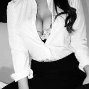 ヒメ日記 2026/01/04 13:15 投稿 LILI どこかのＯＬさん達