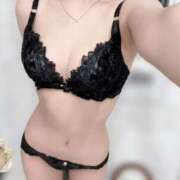 ヒメ日記 2025/12/06 22:49 投稿 せりな Blue Moon