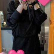 遠山いおり 明日出勤させて頂きます🩷 おもてなし妻