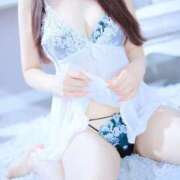 愛里華（えりか） 出勤🤍 ROYAL FACE FUKUOKA