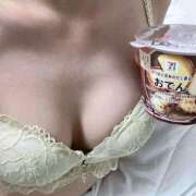 ヒメ日記 2025/10/19 00:45 投稿 なずな 極楽城(ゴクラクジョウ)